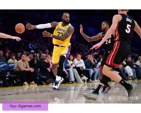 詹姆斯的篮球生涯和成就回顾 他的坚持与奋斗跨越时代的传奇